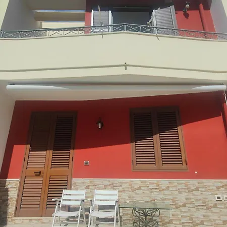 Il Melarancio Del Salento Tatil Evi Lendinuso